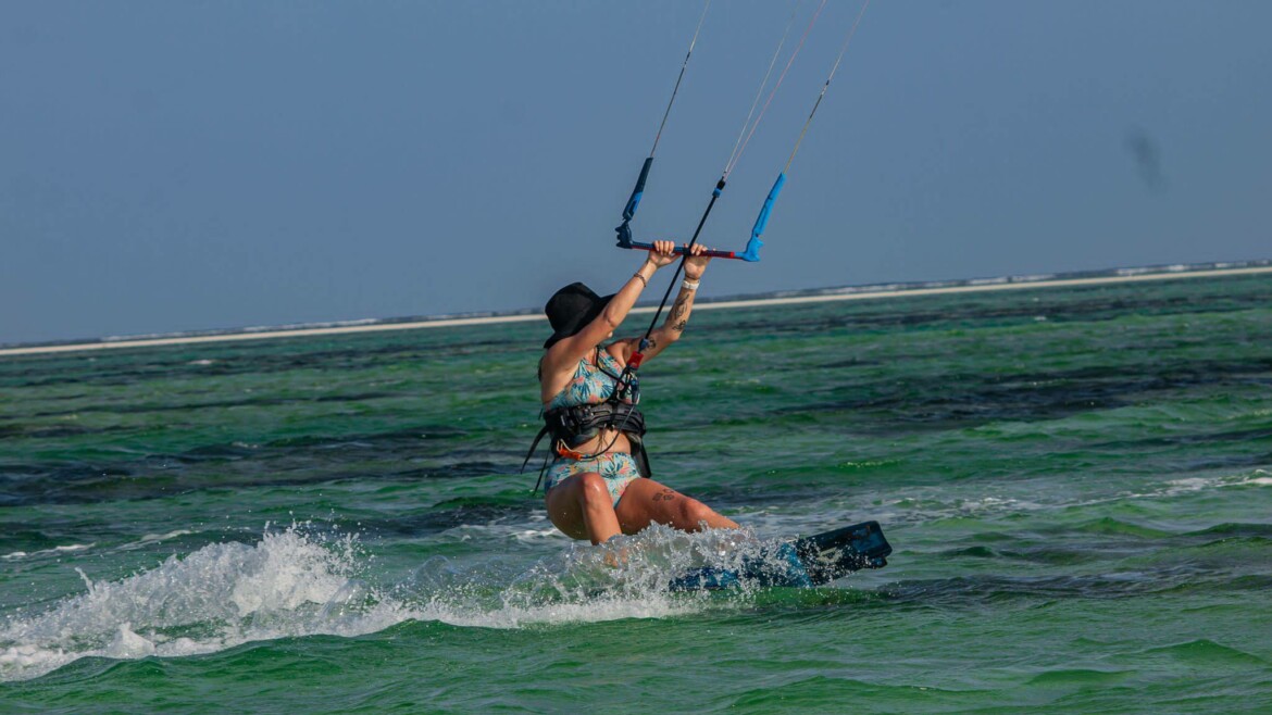 Kitesurfing